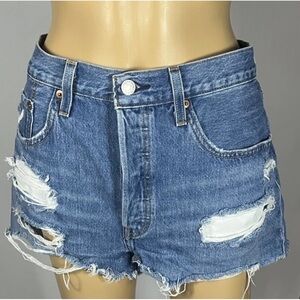 Levi's 501 Medium Wash Distressed Women's Denim Shorts Sz31